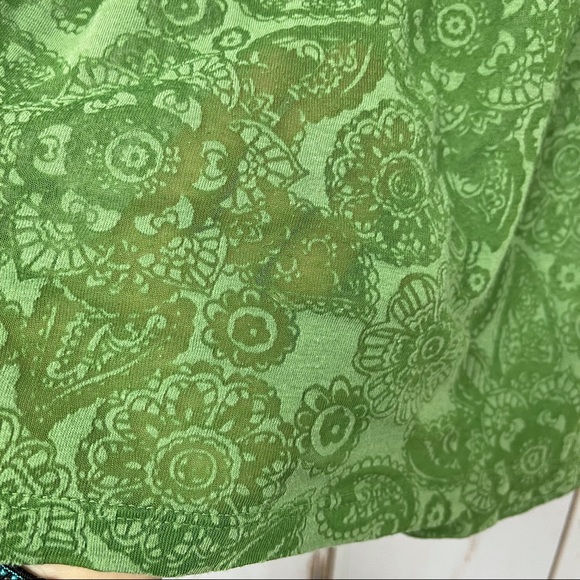 Saint Tropez West, Burnout Shirt, Size Small, Green. In good used condition! - Picture 7 of 8